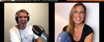 Malas Influencias: Organiza una fiesta para su novio y confiesa que sabe que le es infiel con su mejor amiga Malas Influencias: Organiza una fiesta para su novio y confiesa que sabe que le es infiel con su mejor amiga