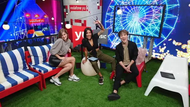 Samantha en 'yuMusic' con Lorena Castell y Carlos Marco