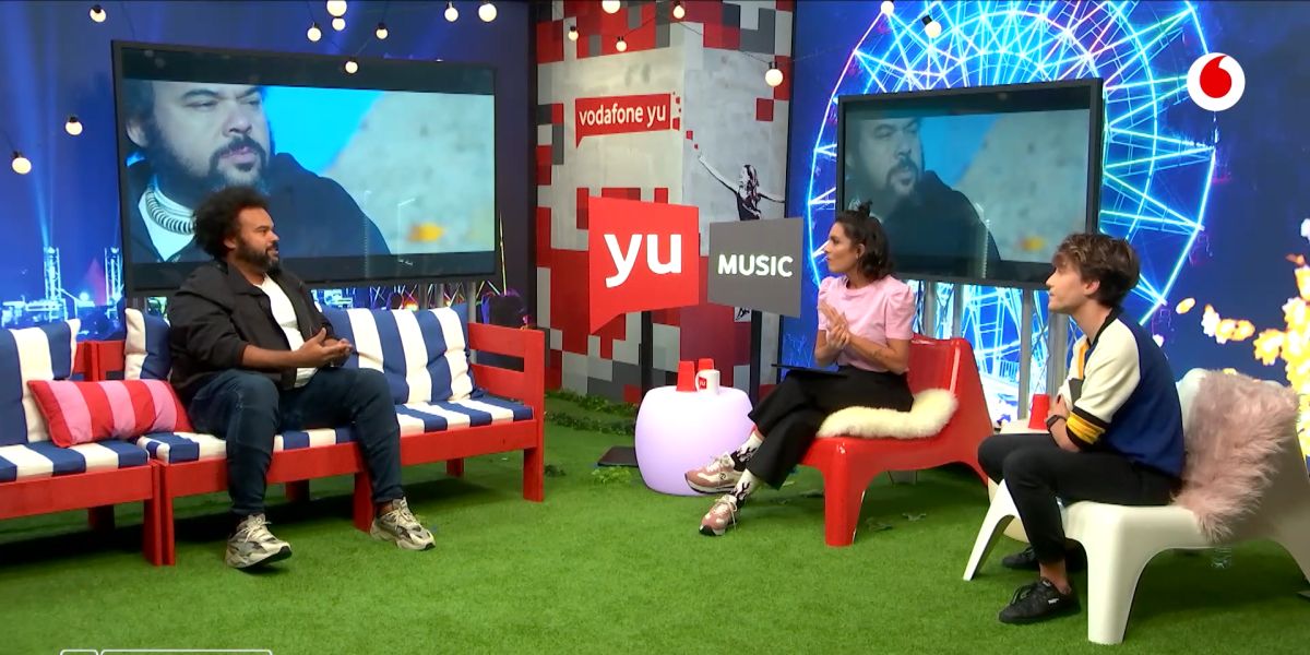 Carlos Jean en 'yu Music' con Lorena Castell y Carlos Marco