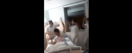 Fotograma del polémico vídeo de unas trabajadoras del Hospital Joan XXIII de Tarragona