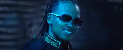 Ozuna en el videoclip de 'Del Mar' Ozuna en el videoclip de 'Del Mar'