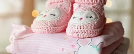 Muere de hambre un bebé al que su madre abandonó durante 6 días para celebrar su cumpleaños Muere de hambre un bebé al que su madre abandonó durante 6 días para celebrar su cumpleaños
