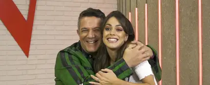 Alejandro Sanz y Tini, complicidad y humor antes de los Asaltos de ‘La Voz’: “Intentaremos que pase el mejor de cada grupo” Alejandro Sanz y Tini, complicidad y humor antes de los Asaltos de ‘La Voz’: “Intentaremos que pase el mejor de cada grupo”