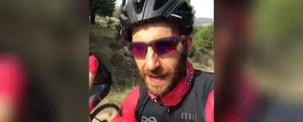 Dani Rovira celebra su cumpleaños con una ruta en bici Dani Rovira celebra su cumpleaños con una ruta en bici