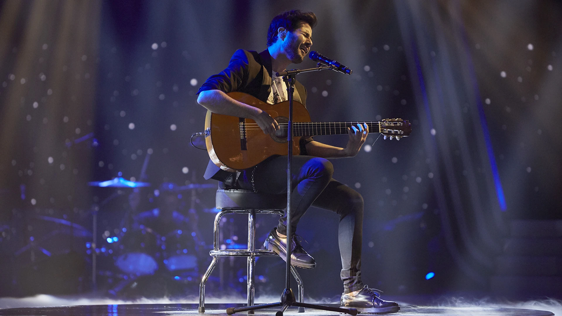 Juan José Alba canta ‘Sólo luz’ en la Fase Final de ‘La Voz’ Juan José Alba canta ‘Sólo luz’ en la Fase Final de ‘La Voz’