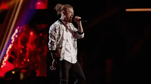 Curricé canta ‘Skin’ en la Fase Final de ‘La Voz’ Curricé canta ‘Skin’ en la Fase Final de ‘La Voz’