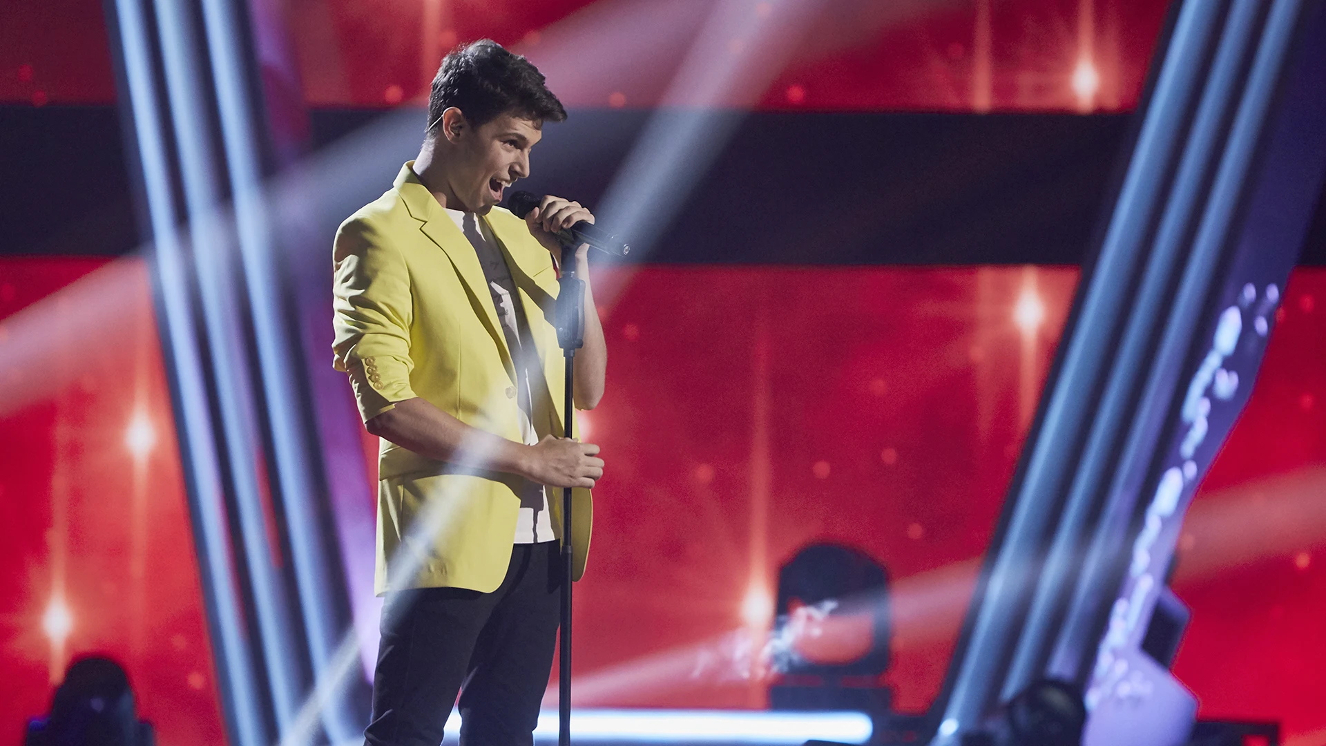 Roger Padrós canta ‘Feeling good’ en la Fase Final de ‘La Voz’ Roger Padrós canta ‘Feeling good’ en la Fase Final de ‘La Voz’