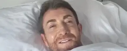 Pablo Motos desde el hospital, tras una operación en el hombro Pablo Motos desde el hospital, tras una operación en el hombro