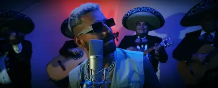 Maluma en el videoclip de '100 Años', su colaboración con Carlos Rivera Maluma en el videoclip de '100 Años', su colaboración con Carlos Rivera