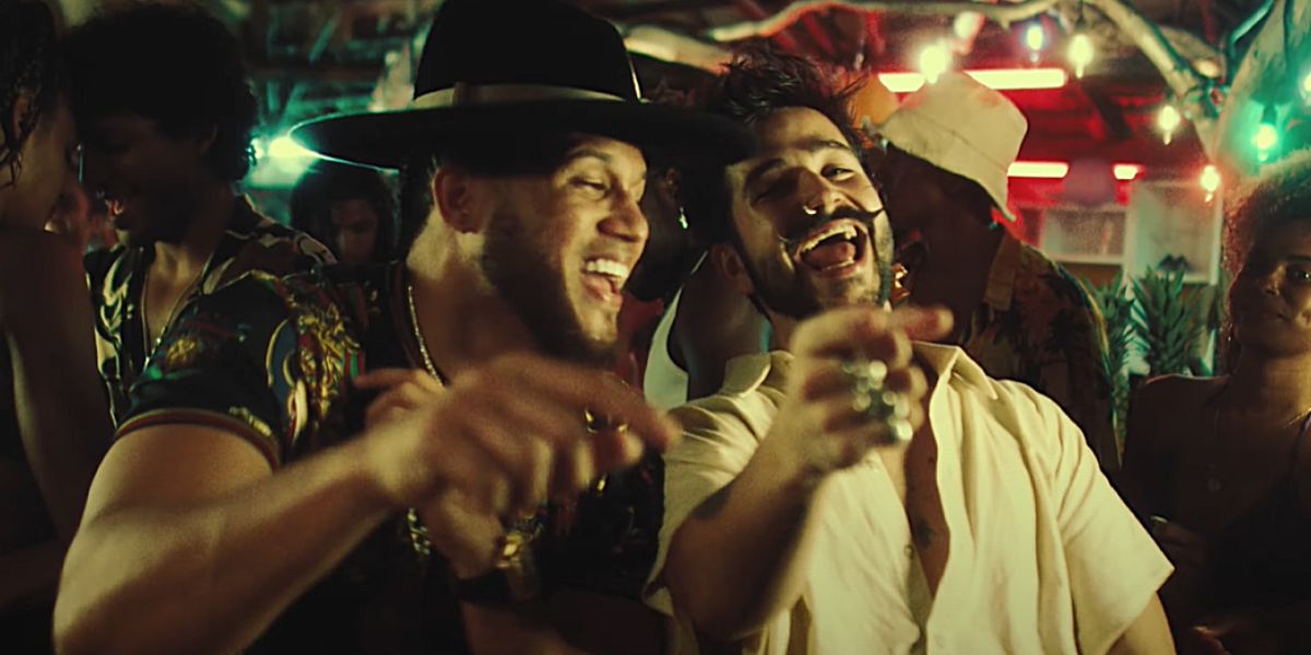 El Alfa y Camilo en el vídeo de 'Bebé'
