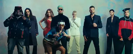 Bad Bunny se rodea de caras conocidas en 'Yo visto así' Bad Bunny se rodea de caras conocidas en 'Yo visto así'