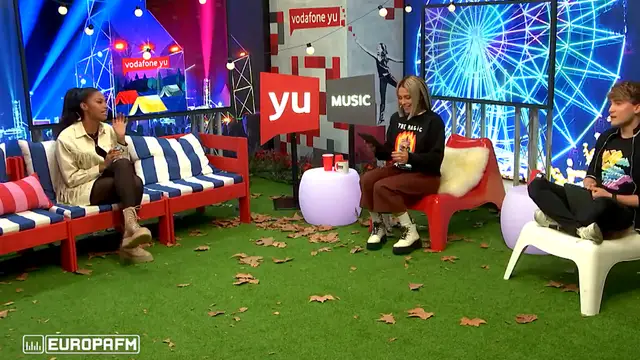 Nía, Lorena Castell y Carlos Marco en 'Adivina la canción'