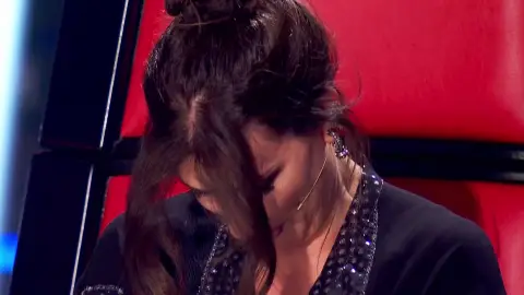 Laura Pausini rompe a llorar al escuchar el mensaje de su padre en ‘La Voz’: Laura Pausini rompe a llorar al escuchar el mensaje de su padre en ‘La Voz’: