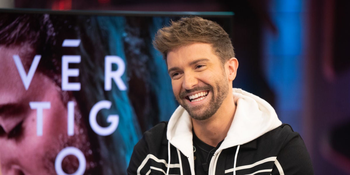 La frase de la madre de Pablo Alborán que descolocó al cantante durante un vuelo de 7 horas con turbulencias