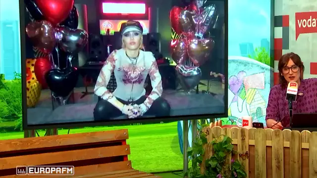 Miley Cyrus en 'yu No te pierdas nada'