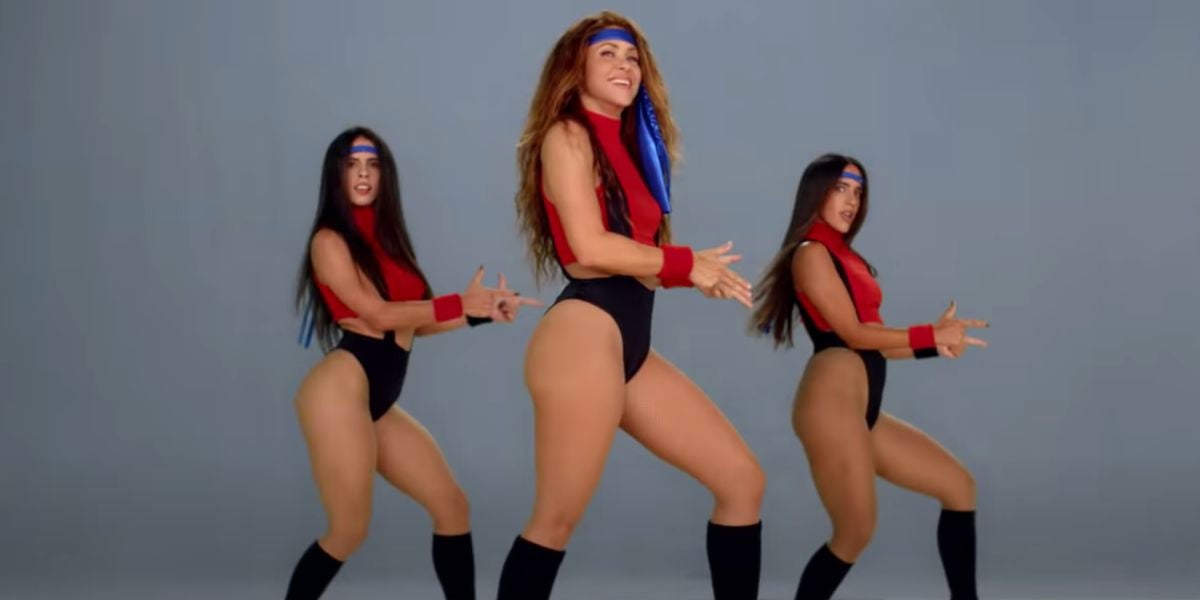 Shakira en el videclip de 'Girl Like Me' con Black Eyed Peas
