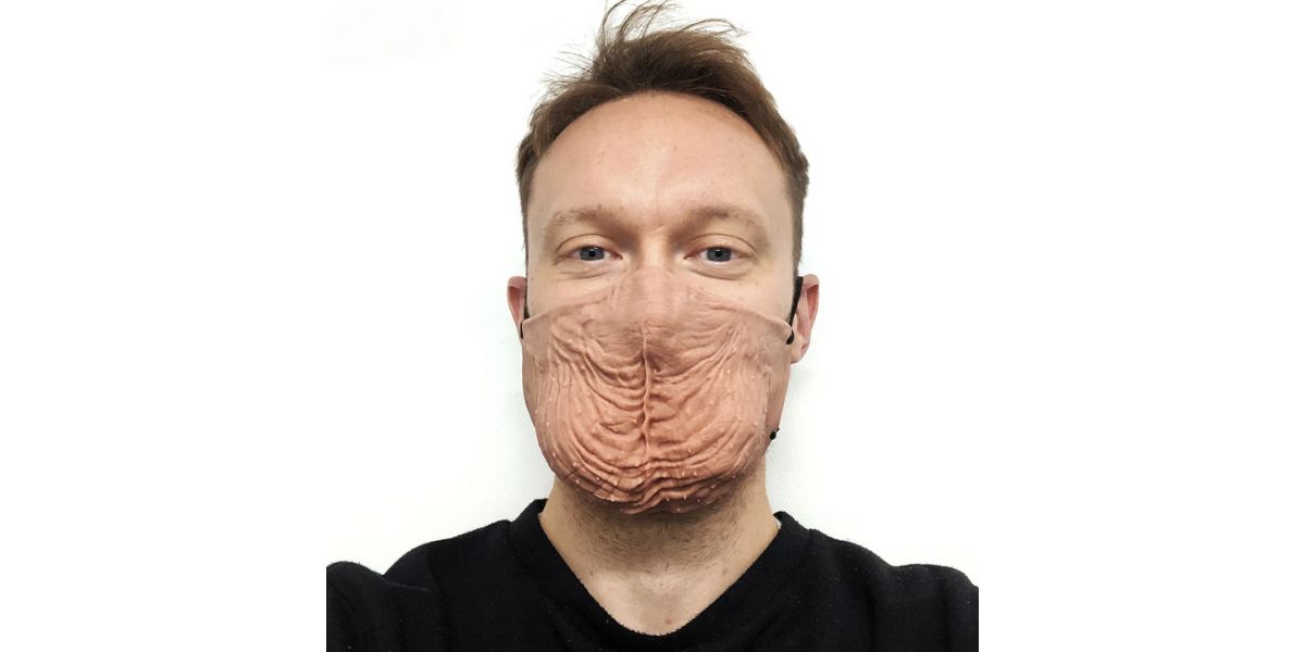 La mascarilla con forma de escroto que arrasa en ventas