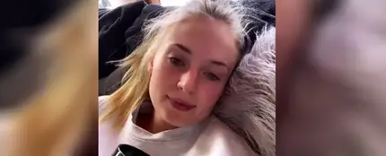 Sophie Turner envía un mensaje a los que no llevan mascarilla Sophie Turner envía un mensaje a los que no llevan mascarilla