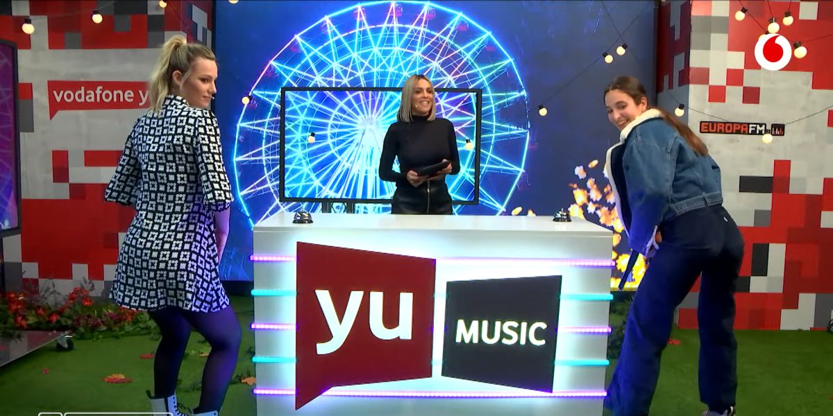 Edurne, Lorena Castell y Sandra Delaporte haciendo twerking
