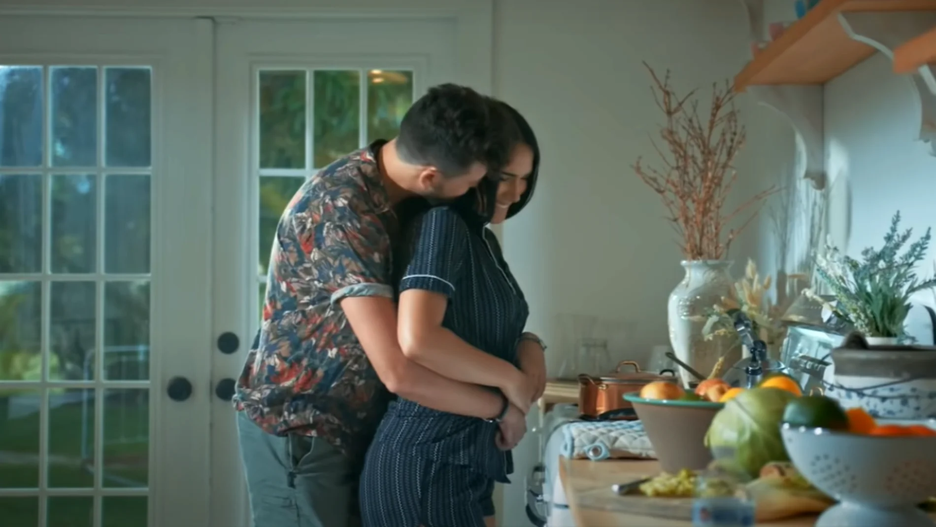 Videoclip de 'Primera carta' de Cali y el Dandee y Beret Videoclip de 'Primera carta' de Cali y el Dandee y Beret