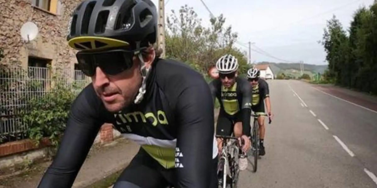 Fernando Alonso sufre fractura de mandíbula y daños en varios dientes tras ser atropellado cuando iba en bicicleta