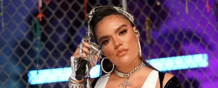 Karol G durante su actuación en los MTV EMA's 2020 Karol G durante su actuación en los MTV EMA's 2020