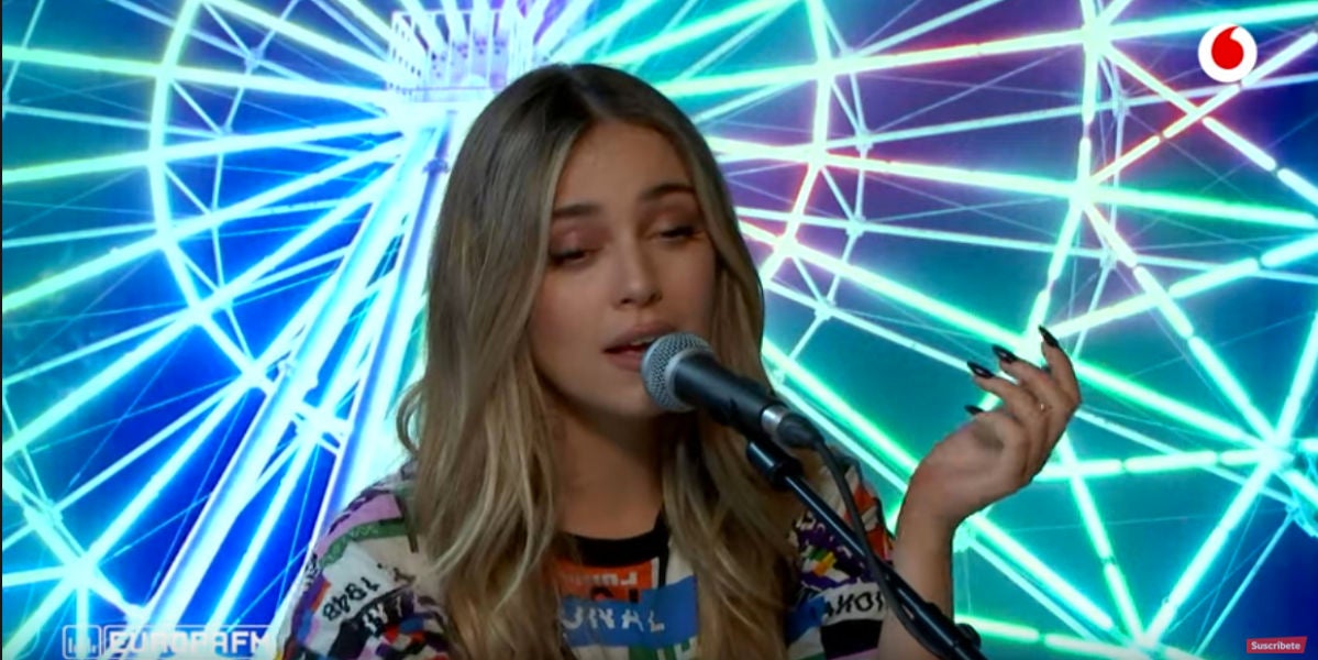 Ana Mena durante su actuación en 'yu Music'.