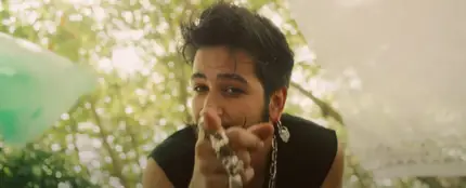 Camilo en su nuevo tema 'Millones' Camilo en su nuevo tema 'Millones'
