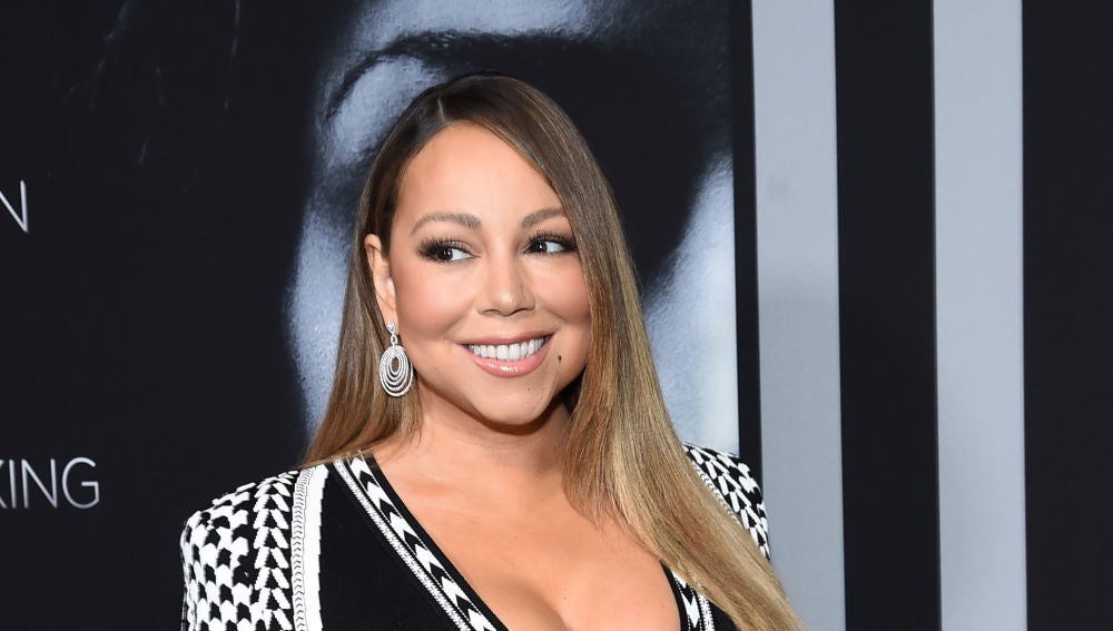 El show de Mariah Carey mientras es vacunada contra el COVID: "Soy un vampiro"
