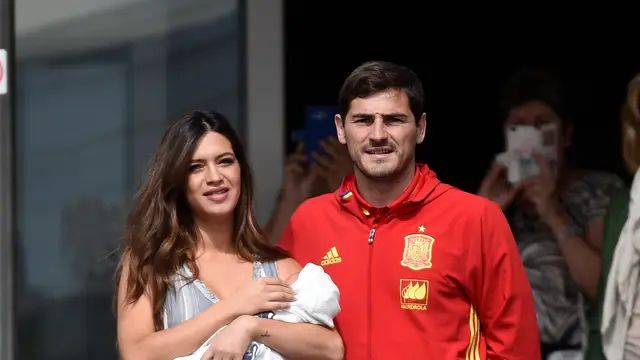 Sara Carbonero e Iker Casillas, en la presentación de su hijo Lucas.