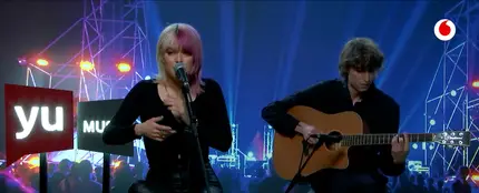 Alba Reche canta 'Pido tregua' en 'yu Music' Alba Reche canta 'Pido tregua' en 'yu Music'