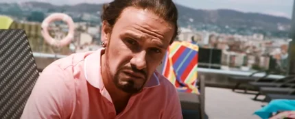 El actor Marc Rodríguez imitando a Pablo Iglesias El actor Marc Rodríguez imitando a Pablo Iglesias