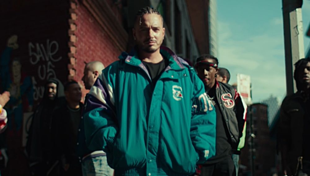 J Balvin en el vídeo de '7 de mayo'