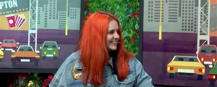 Andrea Compton en yu Andrea Compton en yu