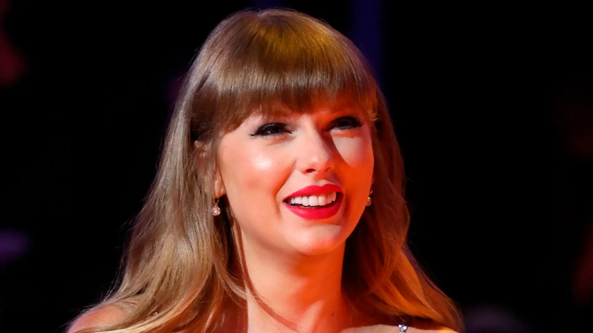 Taylor Swift en los Brit Awards 2021