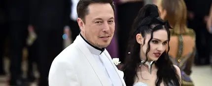 Grimmes, novia de Elon Musk, hospitalizada tras sufrir un ataque de pánico Grimmes, novia de Elon Musk, hospitalizada tras sufrir un ataque de pánico