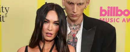 El llamativo vestido (por llamarlo de alguna manera) de Megan Fox en los premios Billboard El llamativo vestido (por llamarlo de alguna manera) de Megan Fox en los premios Billboard