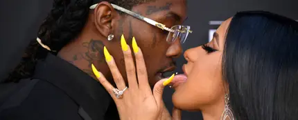 Cardi B y Offset en los premios Billboard de 2019. Cardi B y Offset en los premios Billboard de 2019.
