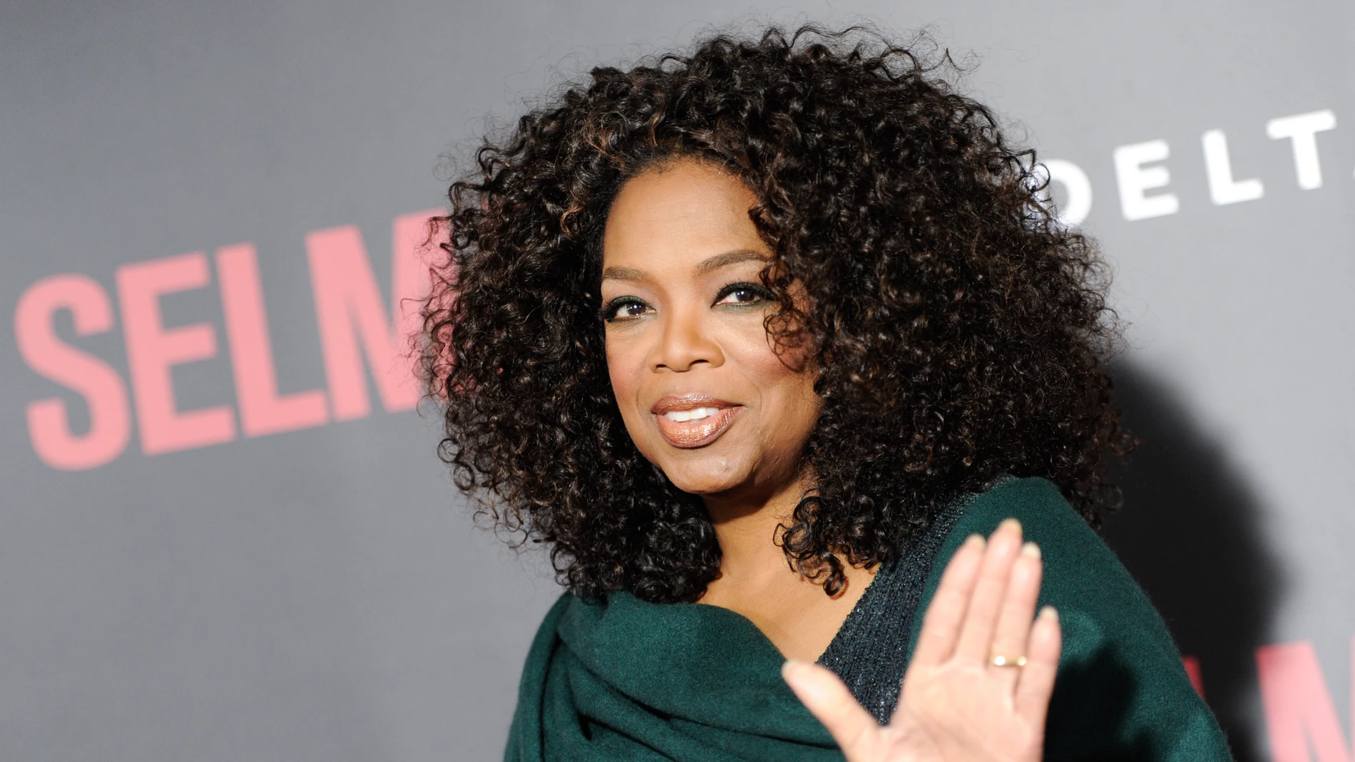 Oprah Winfrey revela que fue violada repetidas veces cuando era menor