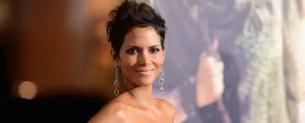La actriz Halle Berry La actriz Halle Berry