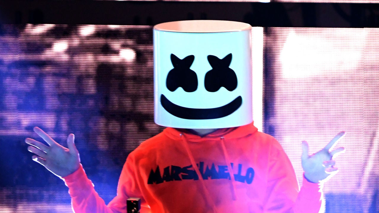 ¿Quién se esconde detrás de la máscara de Marshmello? Todo sobre el DJ