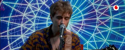 Manel Navarro canta en directo 'Qué tengas suerte' Manel Navarro canta en directo 'Qué tengas suerte'