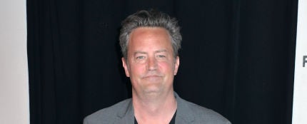 El director de &#39;Friends&#39; responde a los rumores sobre Matthew Perry (Chandler): &quot;Está más fuerte que nunca&quot;