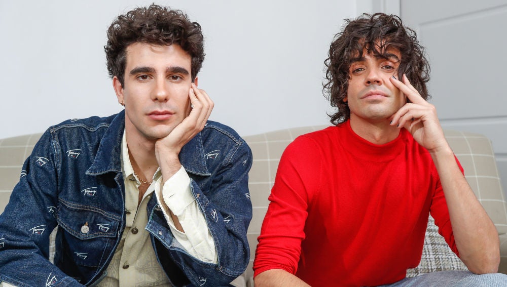 Desde cuándo están juntos Javier Calvo y Javier Ambrossi: la historia de amor de Los Javis