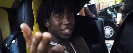 Lil Loaded en el vídeo de '6locc 6a6y' Lil Loaded en el vídeo de '6locc 6a6y'