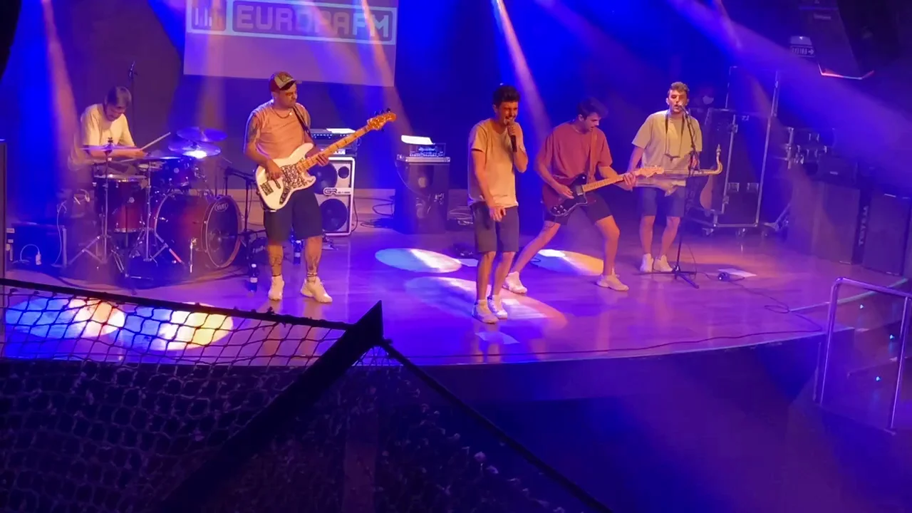 Miki Núñez canta 'Me vale'