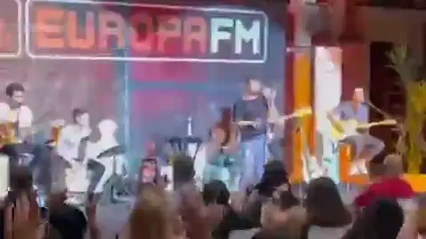 DVICIO canta 'Paraíso' DVICIO canta 'Paraíso'