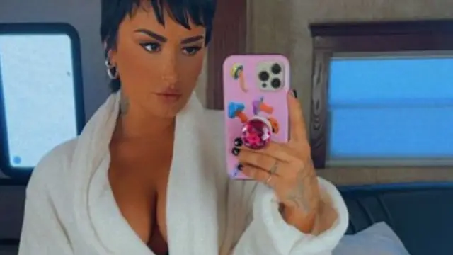 Demi Lovato, en el camerino.