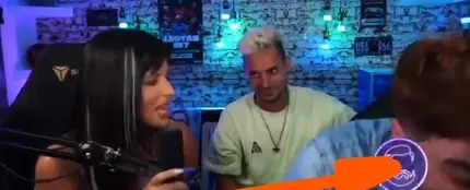 Ibai Llanos se muere de risa con Nathy Peluso imitando el acento español Ibai Llanos se muere de risa con Nathy Peluso imitando el acento español