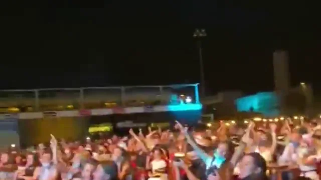 El otro lado del concierto de Camilo